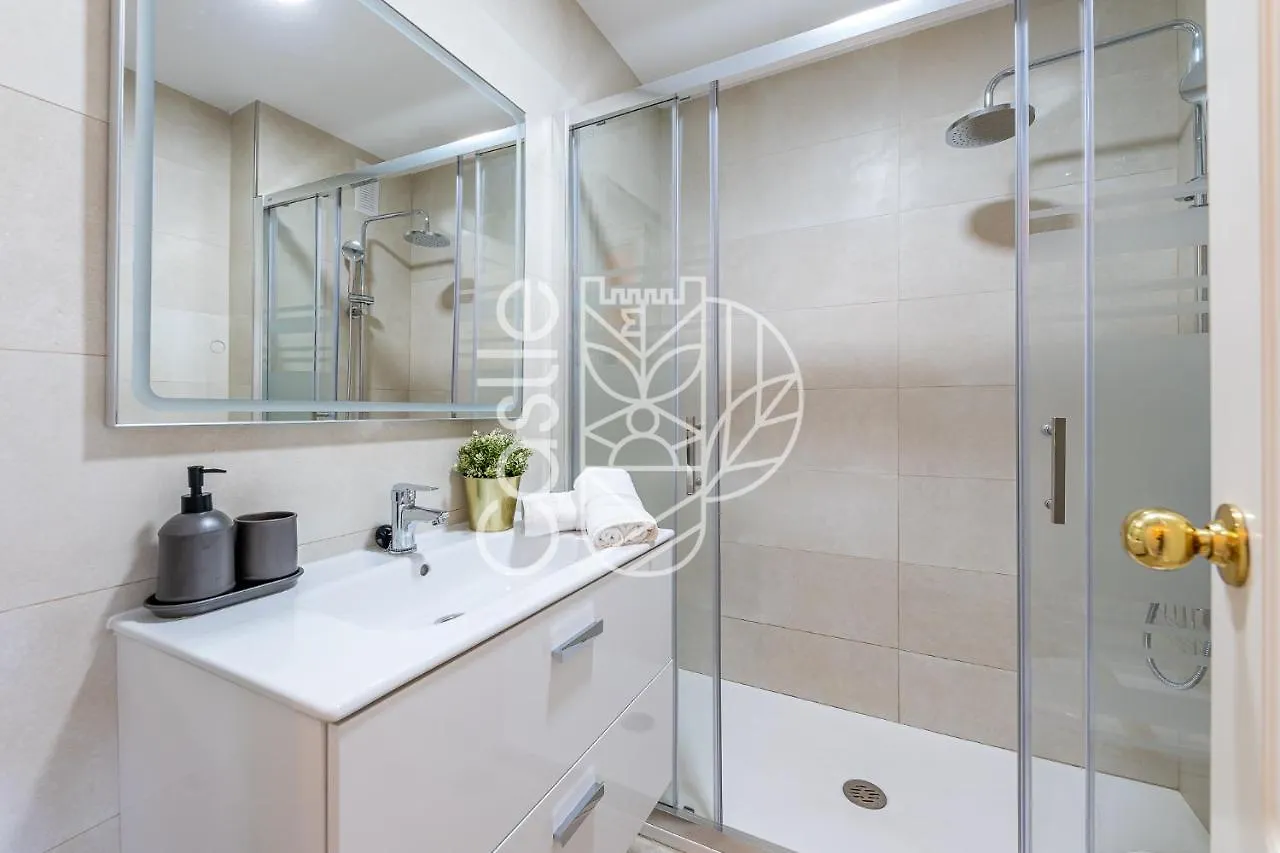 Apartamento Vacacional A 10 Min Puerto De Benalmadena Y La Carihuela Piscina Playa Parking Gratis Torremolinos 0*,  Spain